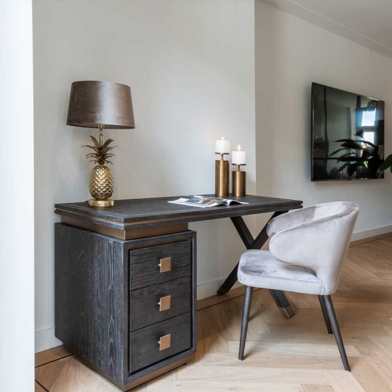 Hunter desk by Richmond Interiors